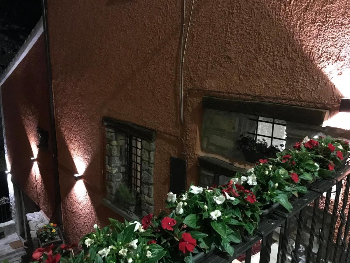 Borgo Manca Suite サッソ・ディ・カスタルダ エクステリア 写真