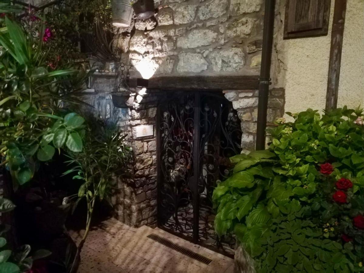 Borgo Manca Suite サッソ・ディ・カスタルダ エクステリア 写真